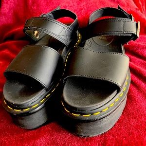 Dr. Marten Voss Platform sandals